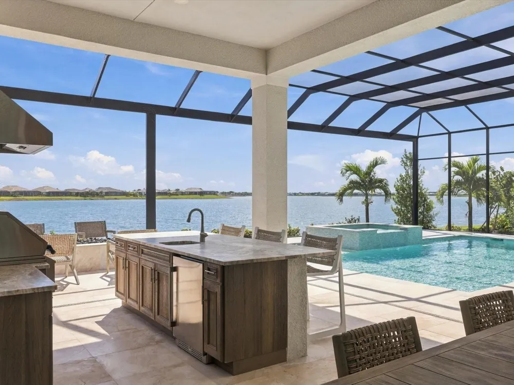 532 BLUE SHELL LOOP Sarasota, FL 34240