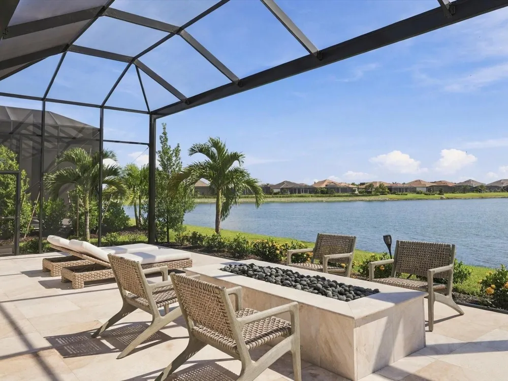532 BLUE SHELL LOOP Sarasota, FL 34240