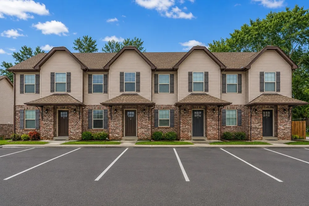 1761 Spring Water Drive #A Clarksville, TN 37040