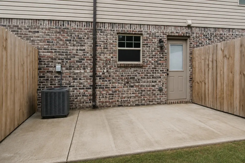 1761 Spring Water Drive #A Clarksville, TN 37040