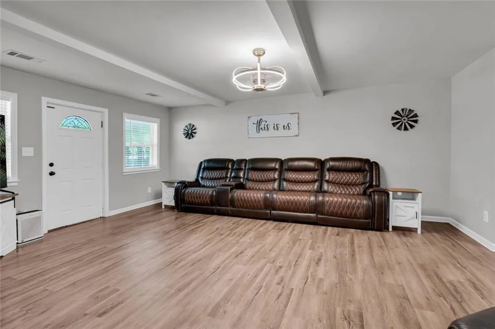 365 Taylor Road Juliette, GA 31046