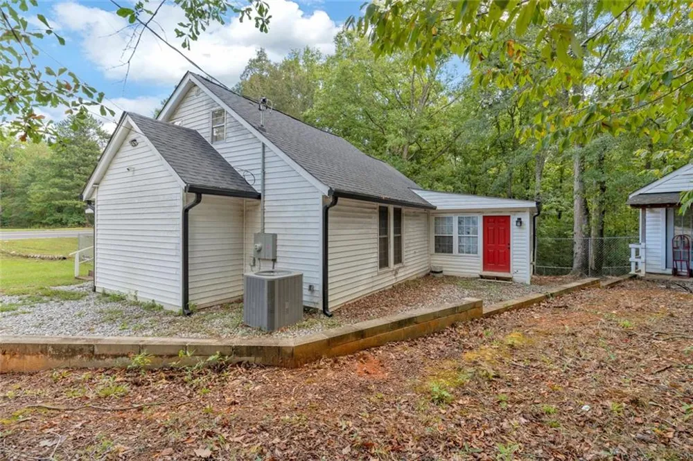 365 Taylor Road Juliette, GA 31046