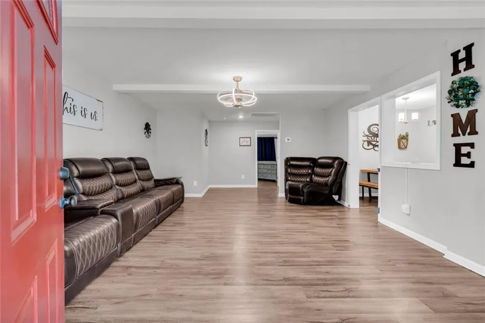 365 Taylor Road Juliette, GA 31046