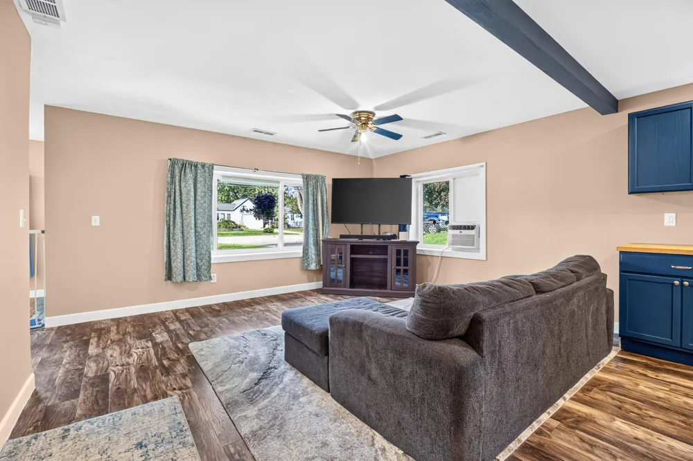 887 Bryant Avenue Jackson, MI 49202
