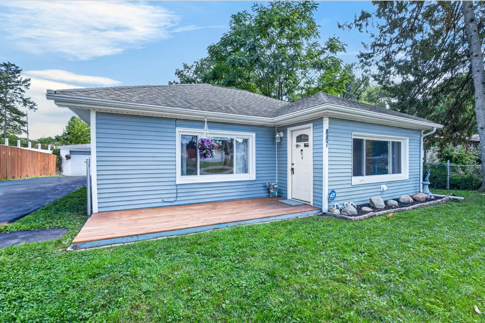 887 Bryant Avenue Jackson, MI 49202