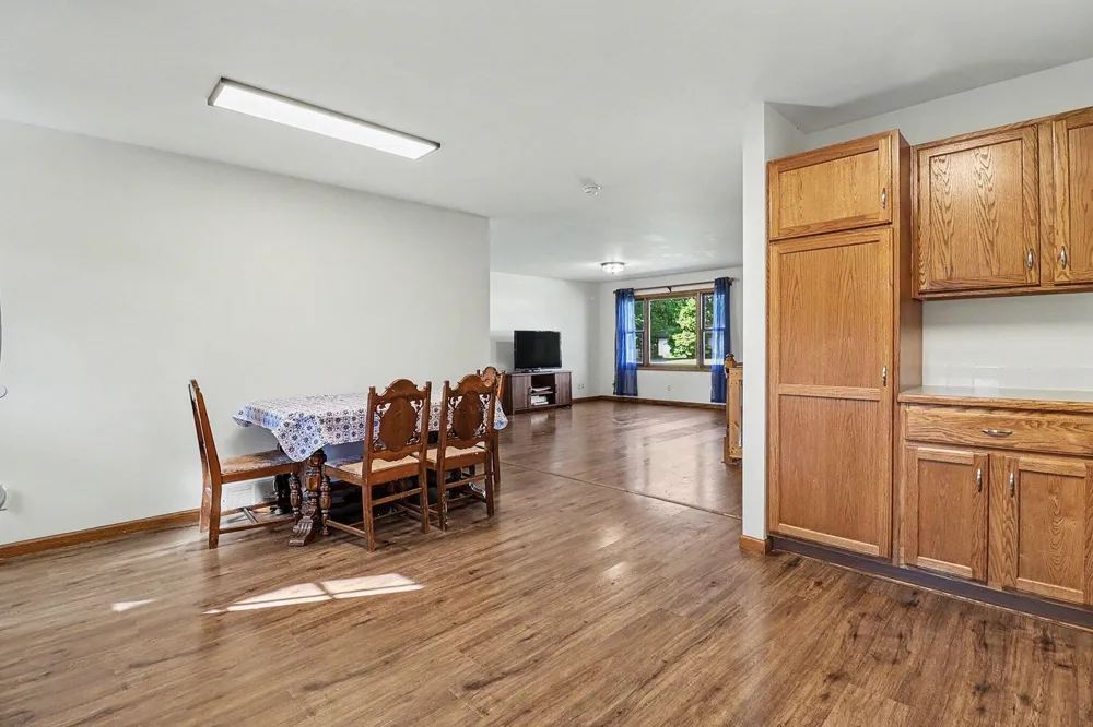 1918 Eisenhower Lane Ludington, MI 49431