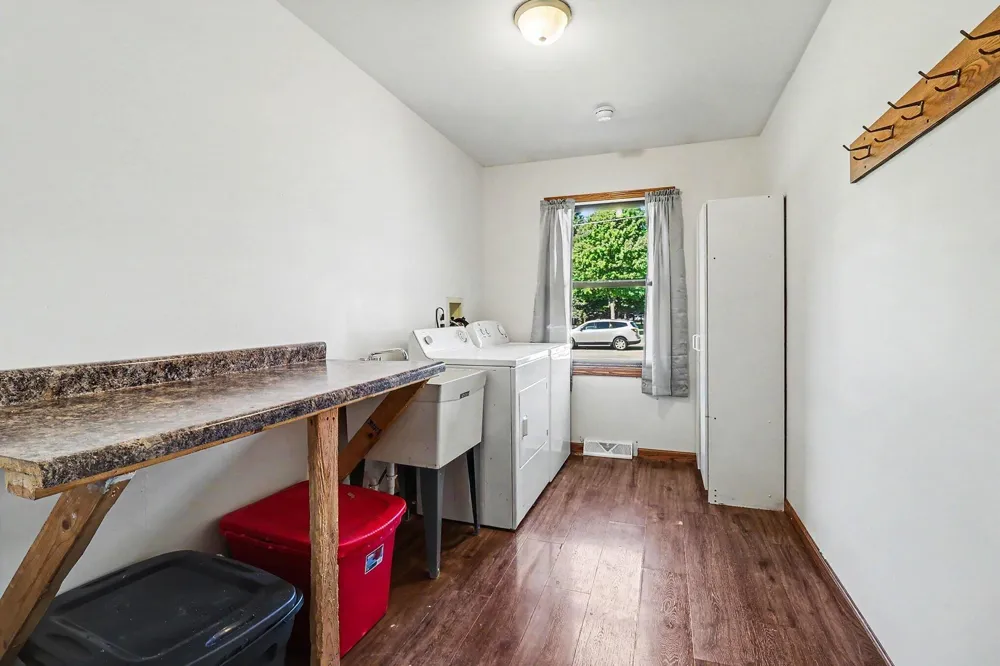 1918 Eisenhower Lane Ludington, MI 49431