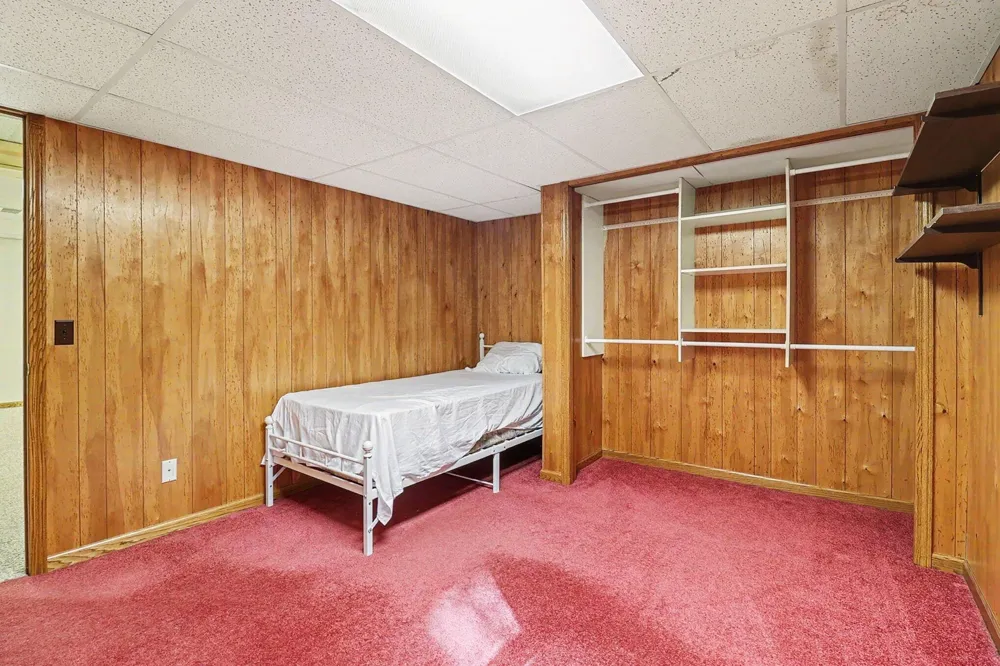 1918 Eisenhower Lane Ludington, MI 49431