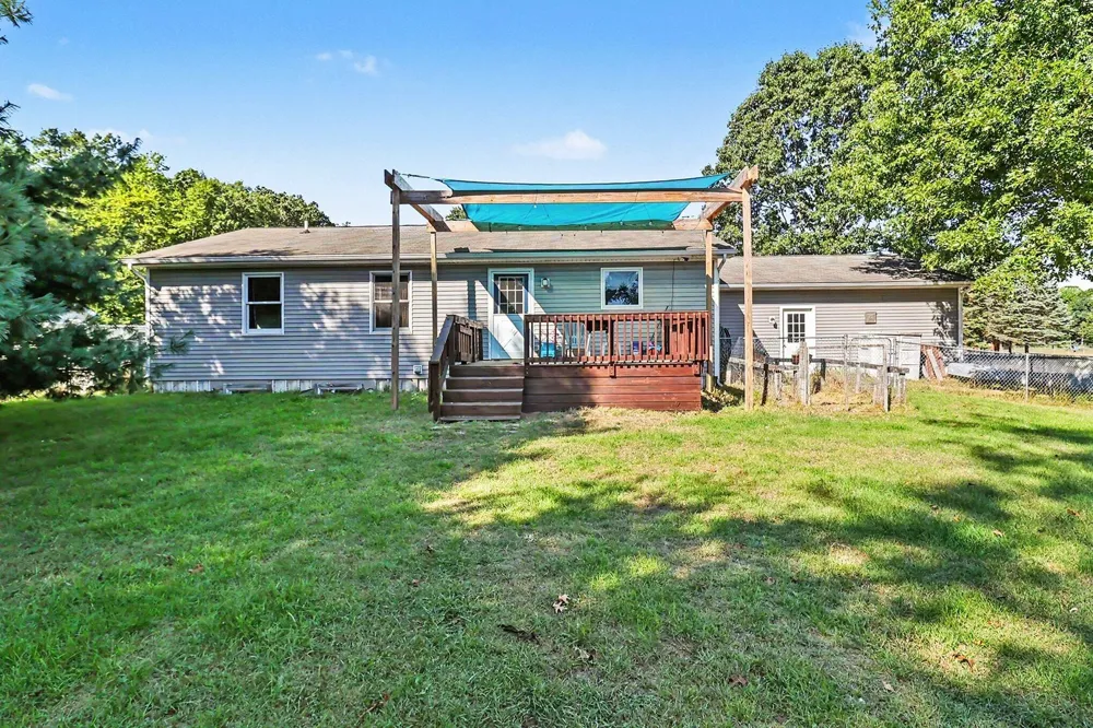 1918 Eisenhower Lane Ludington, MI 49431