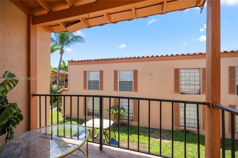 7105 Miami Lakes Dr #N10 Miami Lakes, FL 33014