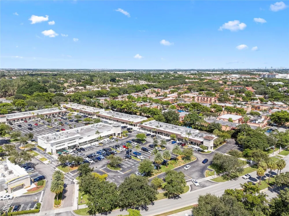 7105 Miami Lakes Dr #N10 Miami Lakes, FL 33014