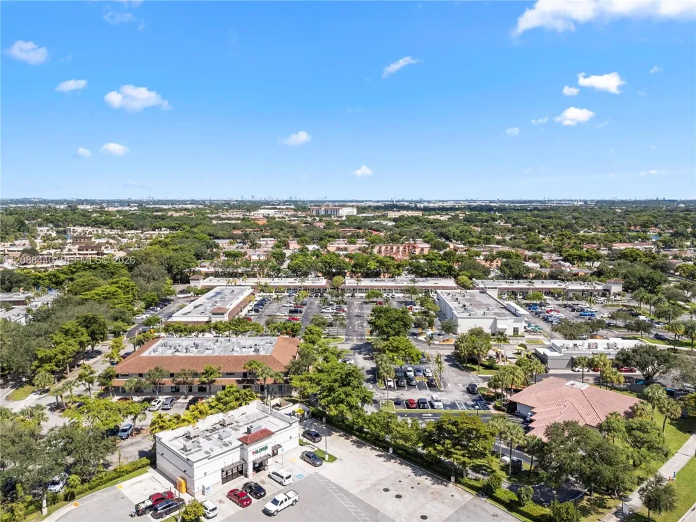 7105 Miami Lakes Dr #N10 Miami Lakes, FL 33014