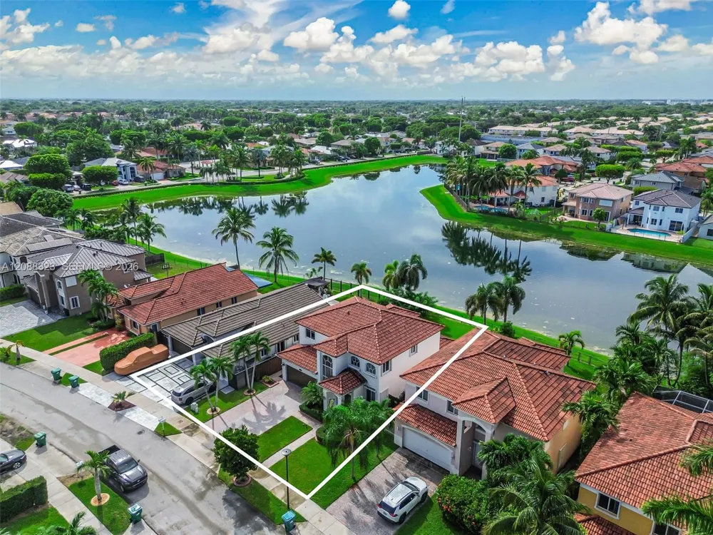 16290 SW 68th Ter Miami, FL 33193