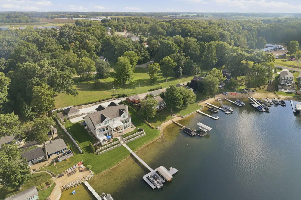 92904 County Road 690 Keeler Township, MI 49047