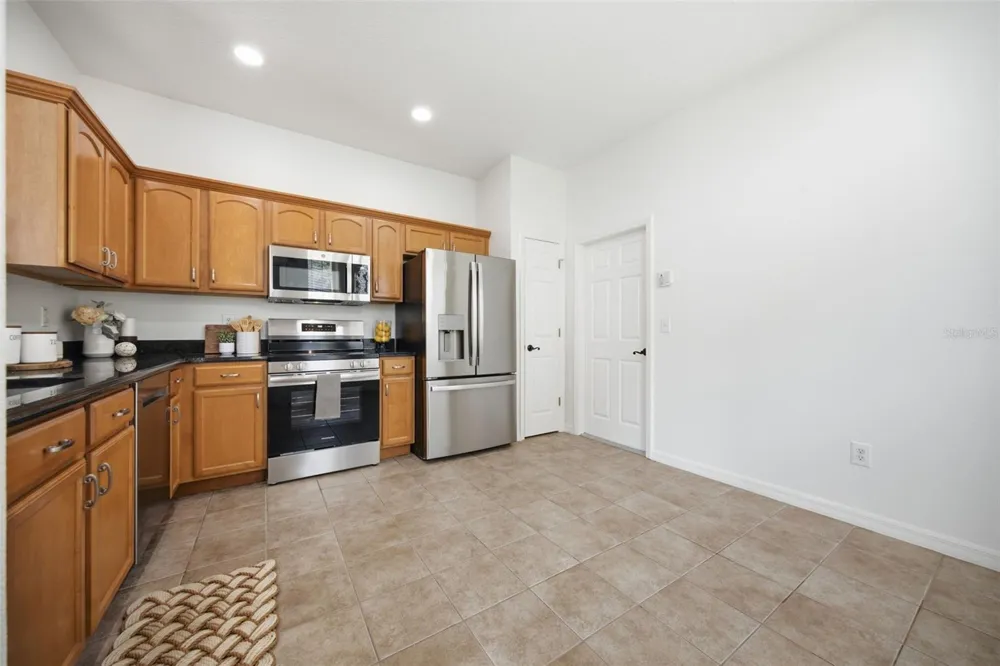 10360 HERON KEY WAY Tampa, FL 33625
