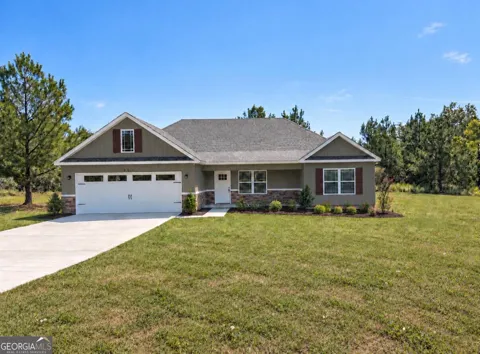 221 Buckingham Parc CIR