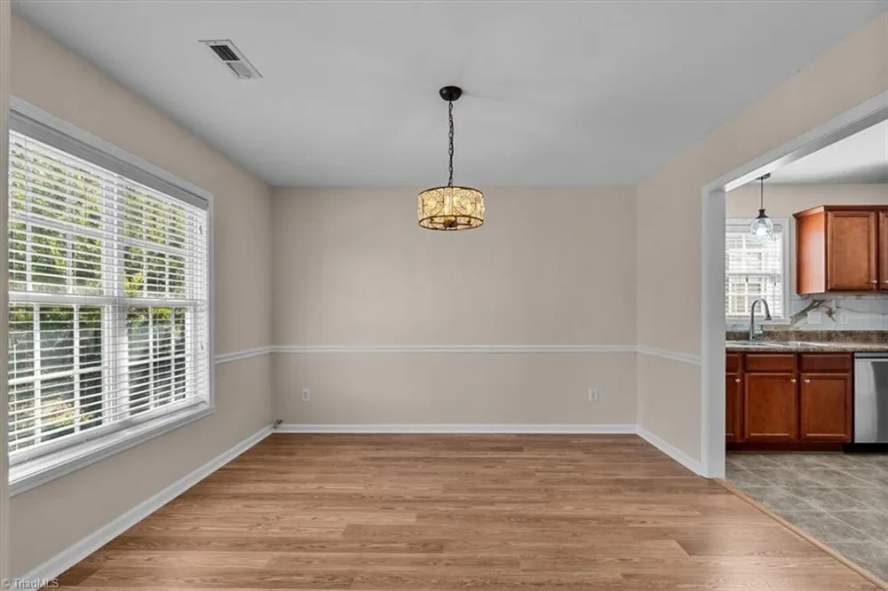 5862 Sunny Ridge Trail Clemmons, NC 27012