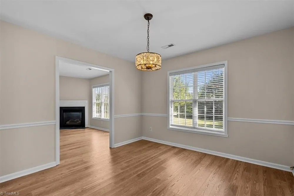 5862 Sunny Ridge Trail Clemmons, NC 27012