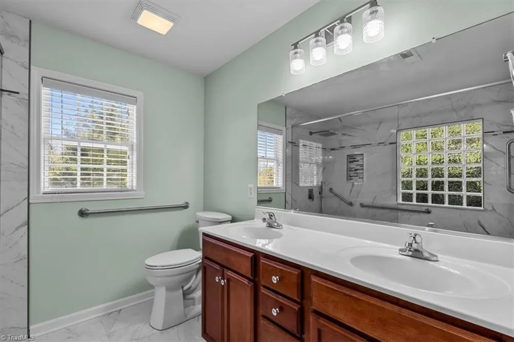 5862 Sunny Ridge Trail Clemmons, NC 27012