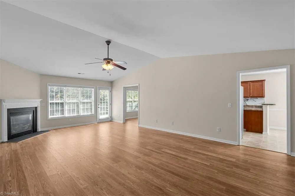 5862 Sunny Ridge Trail Clemmons, NC 27012