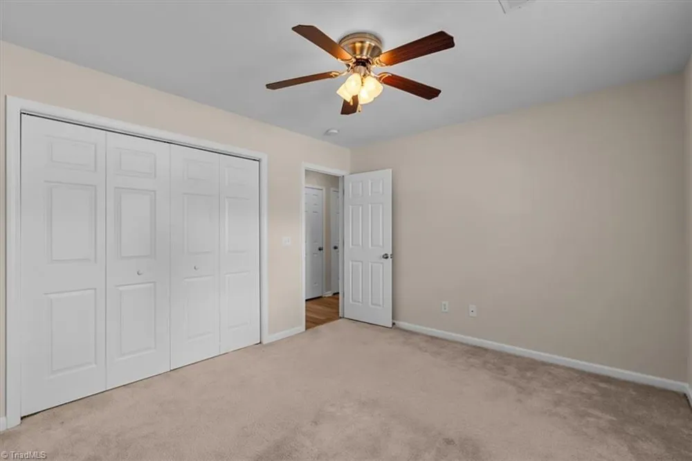 5862 Sunny Ridge Trail Clemmons, NC 27012