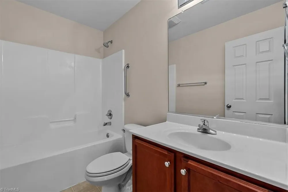 5862 Sunny Ridge Trail Clemmons, NC 27012