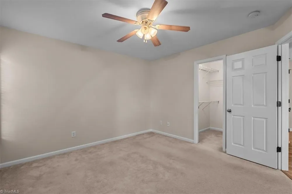 5862 Sunny Ridge Trail Clemmons, NC 27012