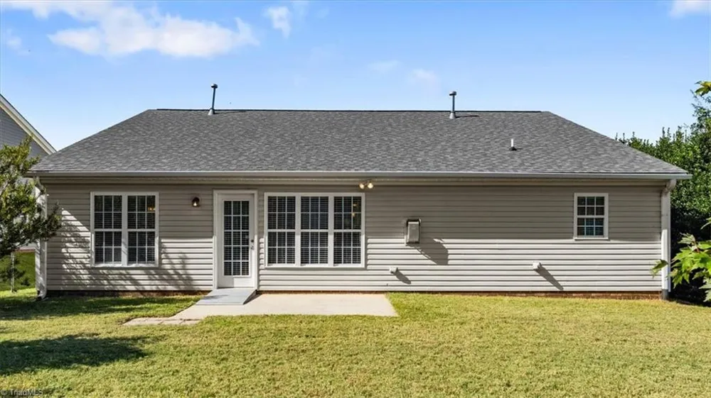 5862 Sunny Ridge Trail Clemmons, NC 27012