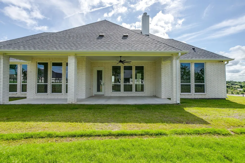 1038 Deer Island Court Azle, TX 76020