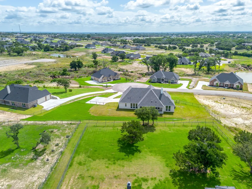 1038 Deer Island Court Azle, TX 76020