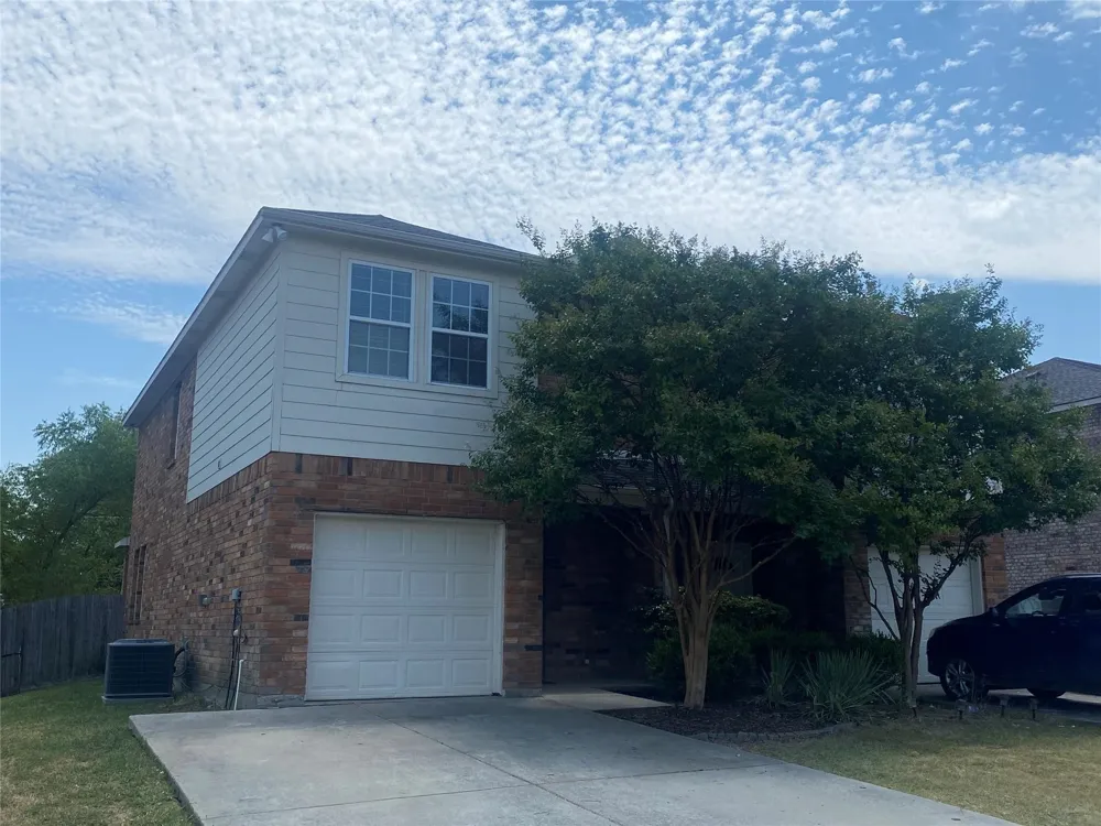 703 Parkplace Ridge Princeton, TX 75407