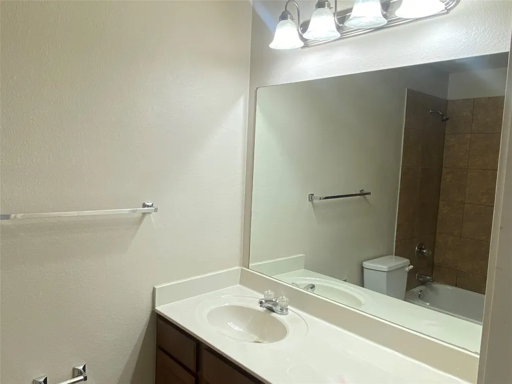 703 Parkplace Ridge Princeton, TX 75407
