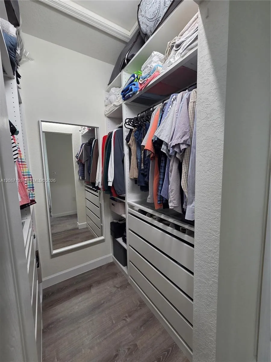 11079 W 32nd Ln Hialeah, FL 33018