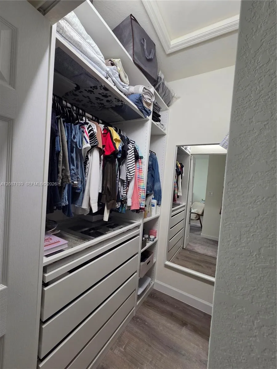 11079 W 32nd Ln Hialeah, FL 33018