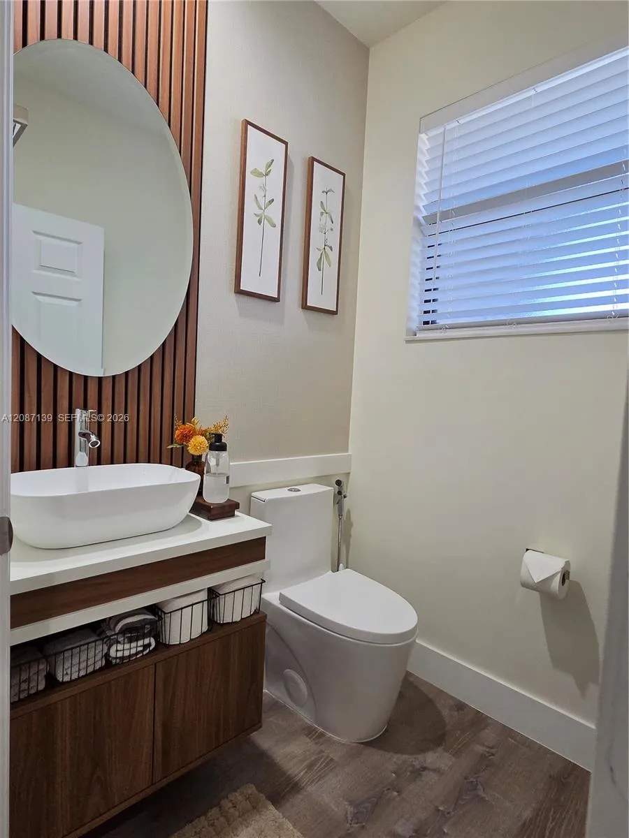 11079 W 32nd Ln Hialeah, FL 33018