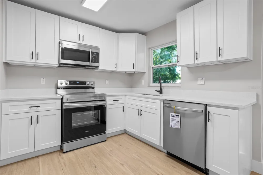 2216 NE 36TH PLACE ocala, FL 34479