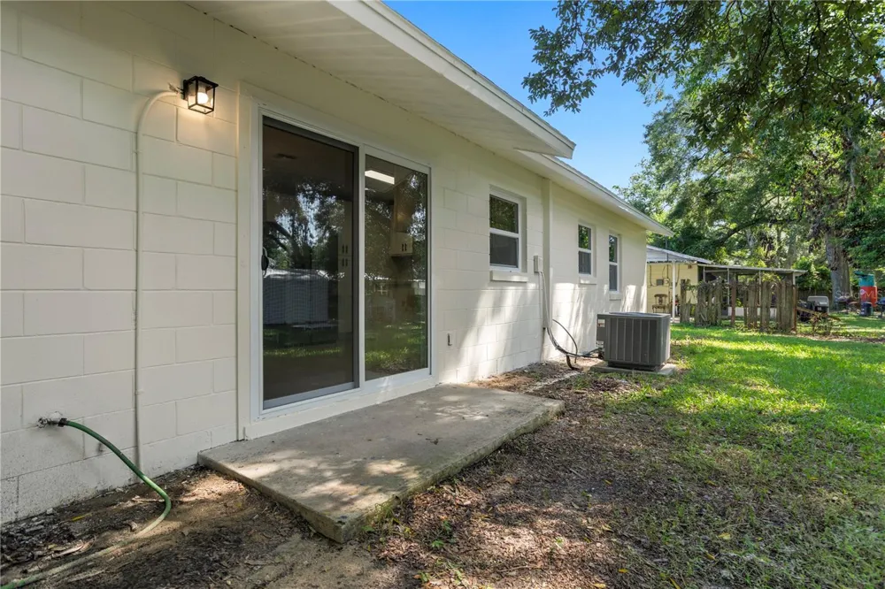 2216 NE 36TH PLACE ocala, FL 34479
