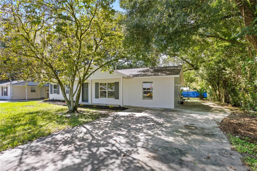 2216 NE 36TH PLACE ocala, FL 34479