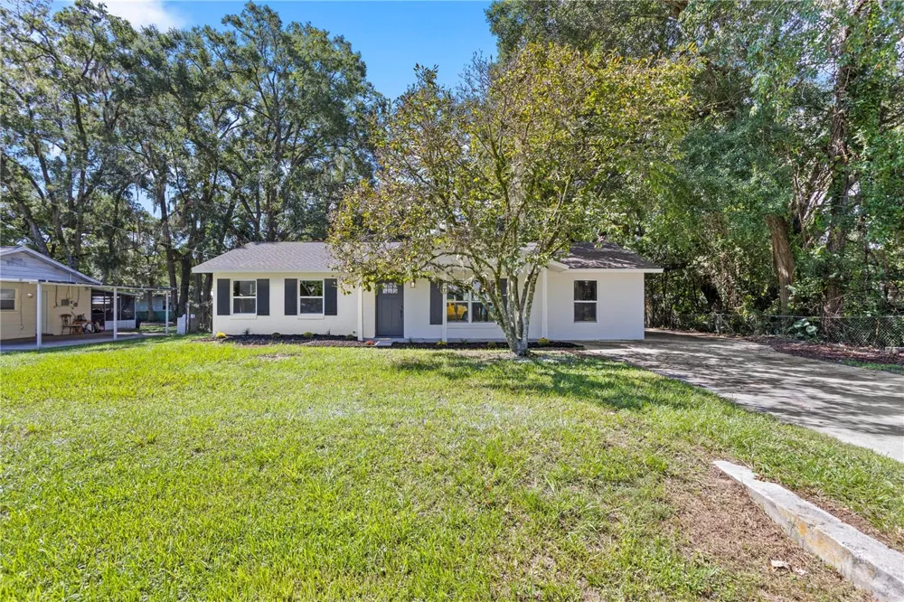 2216 NE 36TH PLACE ocala, FL 34479
