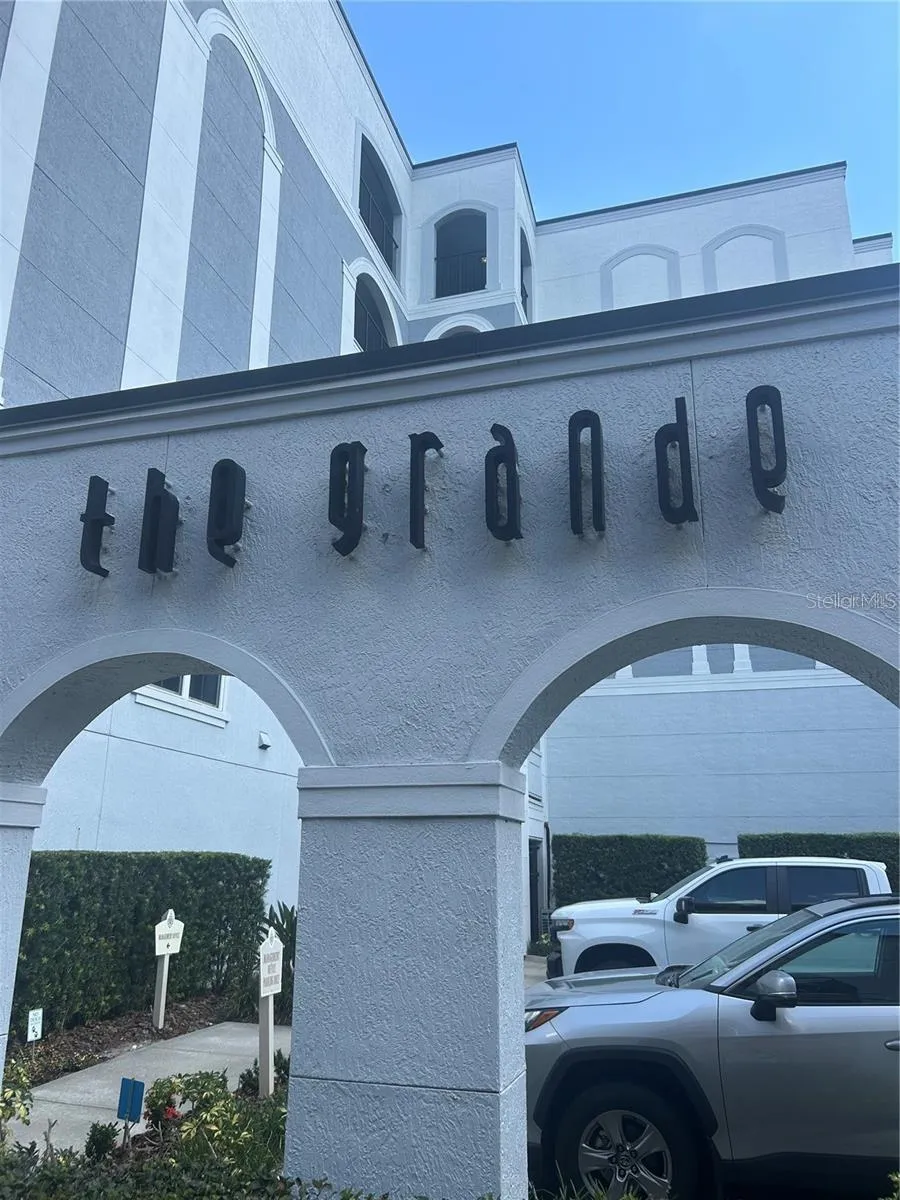 206 E SOUTH STREET #1033 Orlando, FL 32801