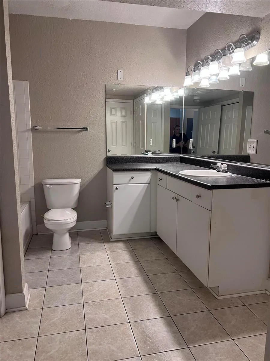 206 E SOUTH STREET #1033 Orlando, FL 32801