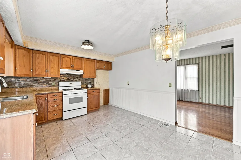 6730 Michigan Road Fairland, IN 46126