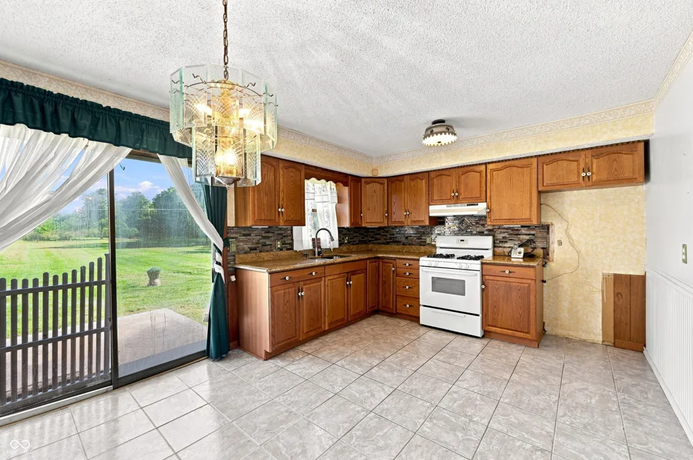 6730 Michigan Road Fairland, IN 46126