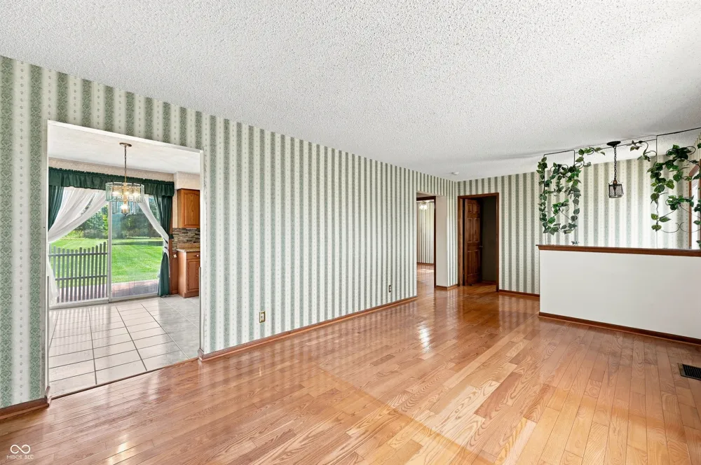 6730 Michigan Road Fairland, IN 46126