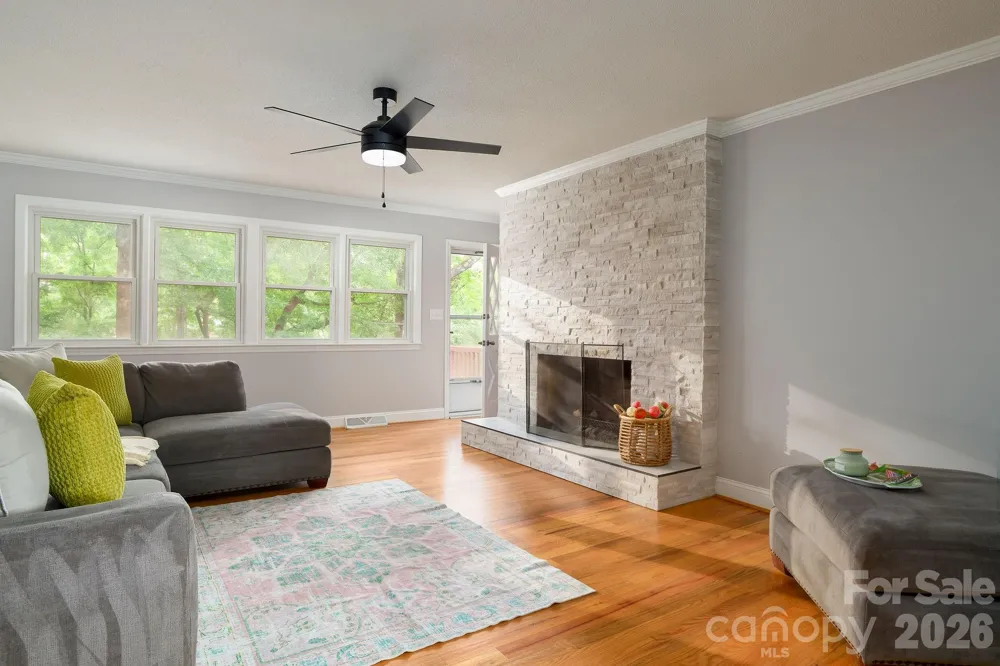 112 Delta Street Lexington, NC 27295