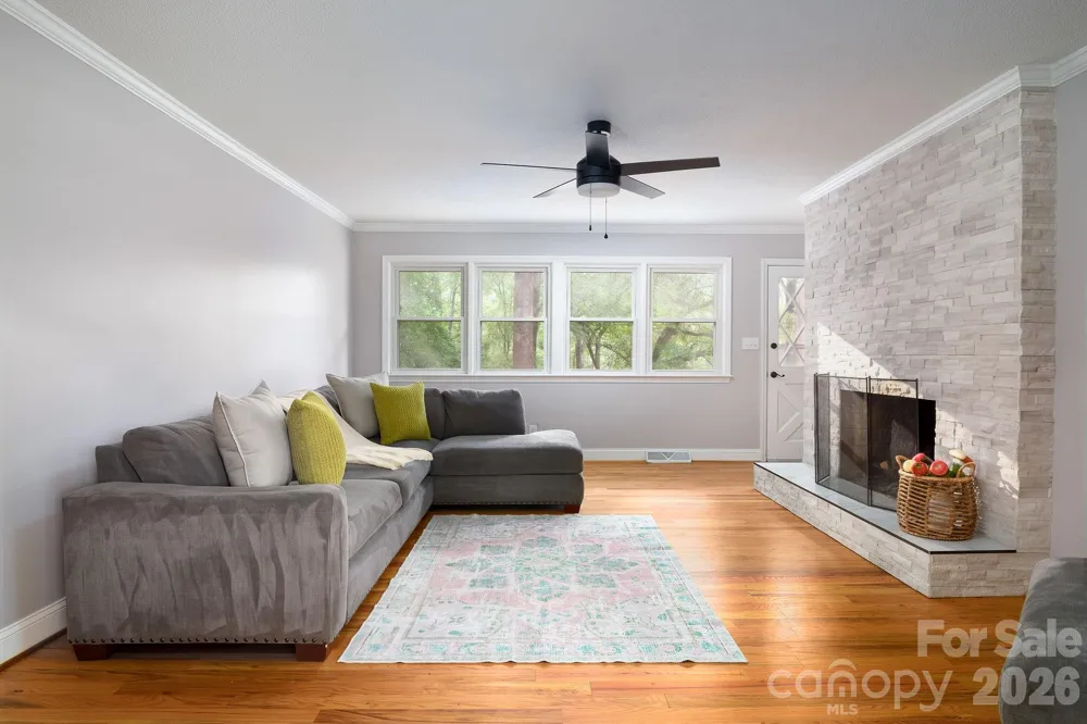 112 Delta Street Lexington, NC 27295
