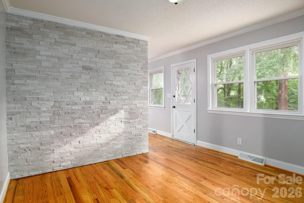 112 Delta Street Lexington, NC 27295