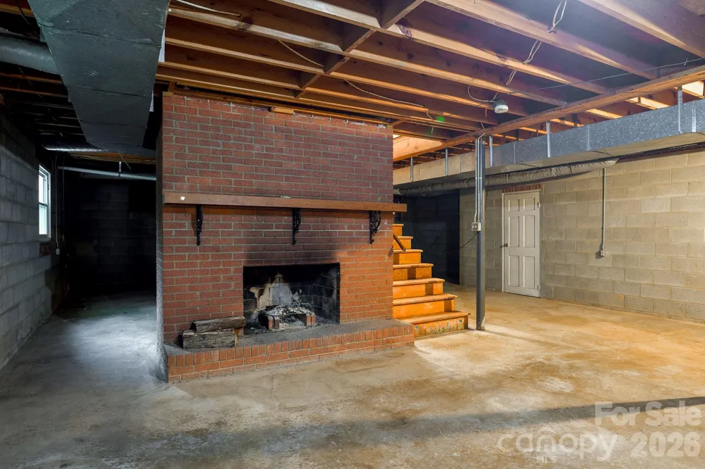 112 Delta Street Lexington, NC 27295