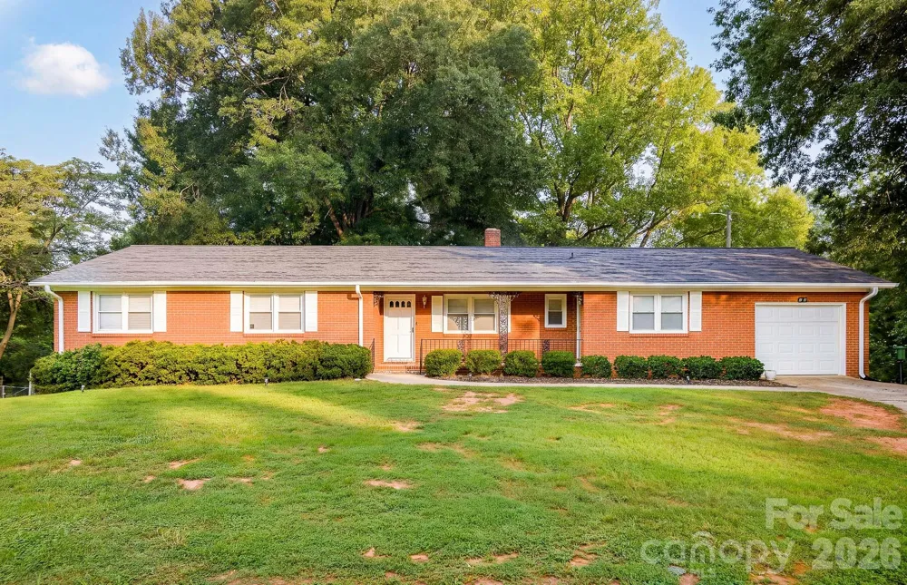 112 Delta Street Lexington, NC 27295