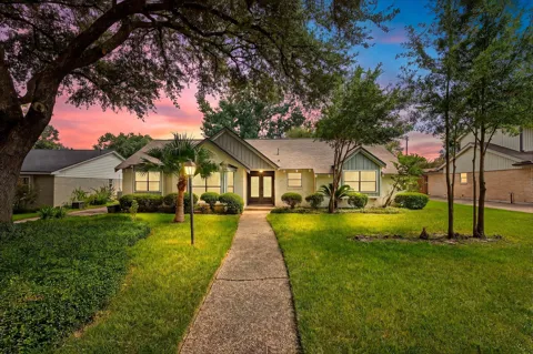 12523 Honeywood Trail